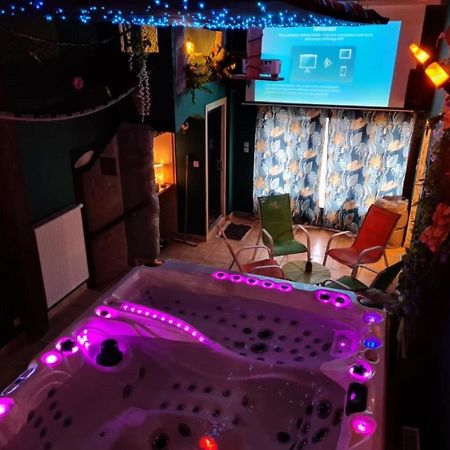 Saint-Maurice  Villa Maelio Jacuzzi Sauna Et Salle De Jeux - Privatif מראה חיצוני תמונה